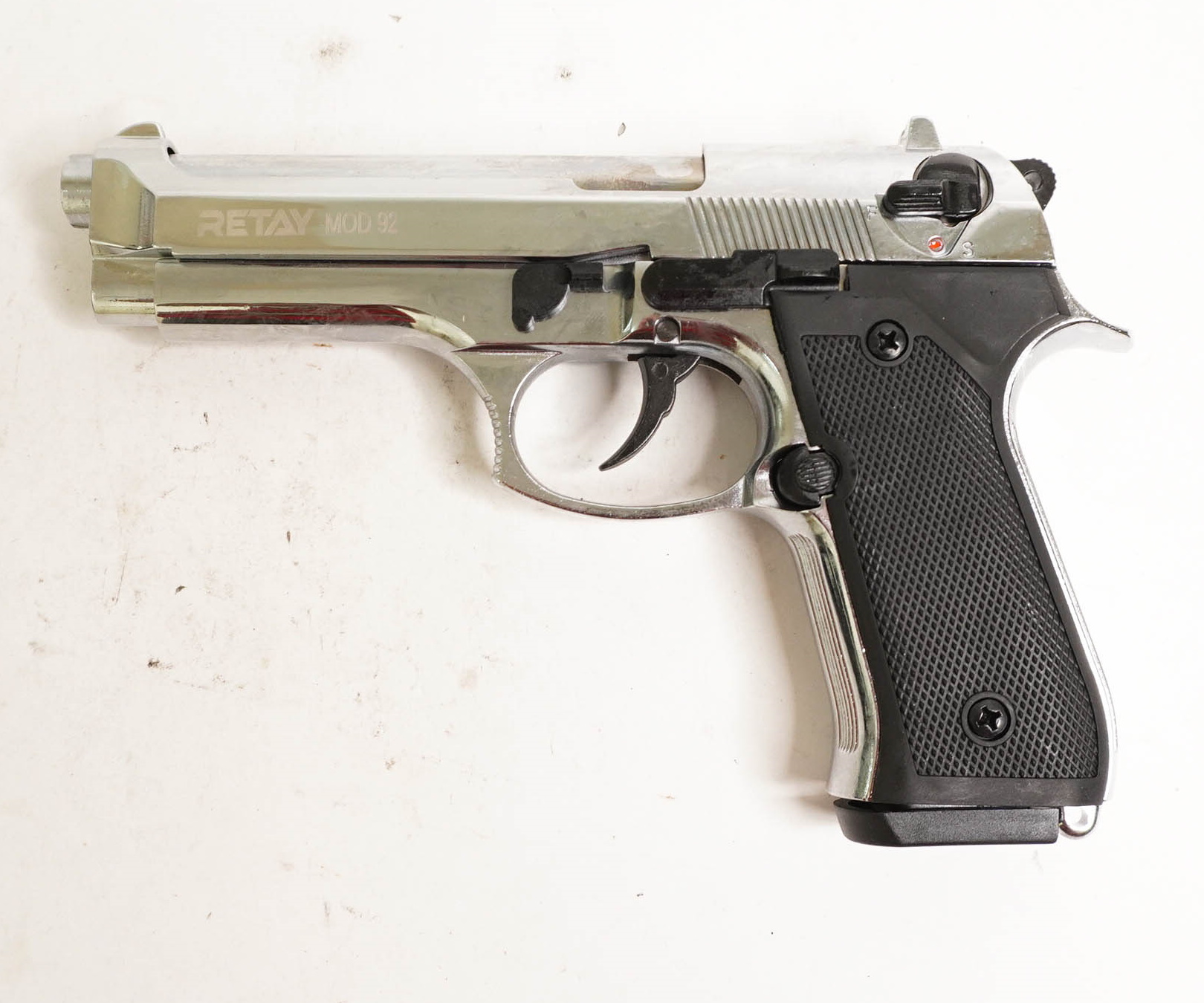 oholoshchennyy-shp-pistolet-retay-mod92-beretta-9mm-p-a-k-nikel-12