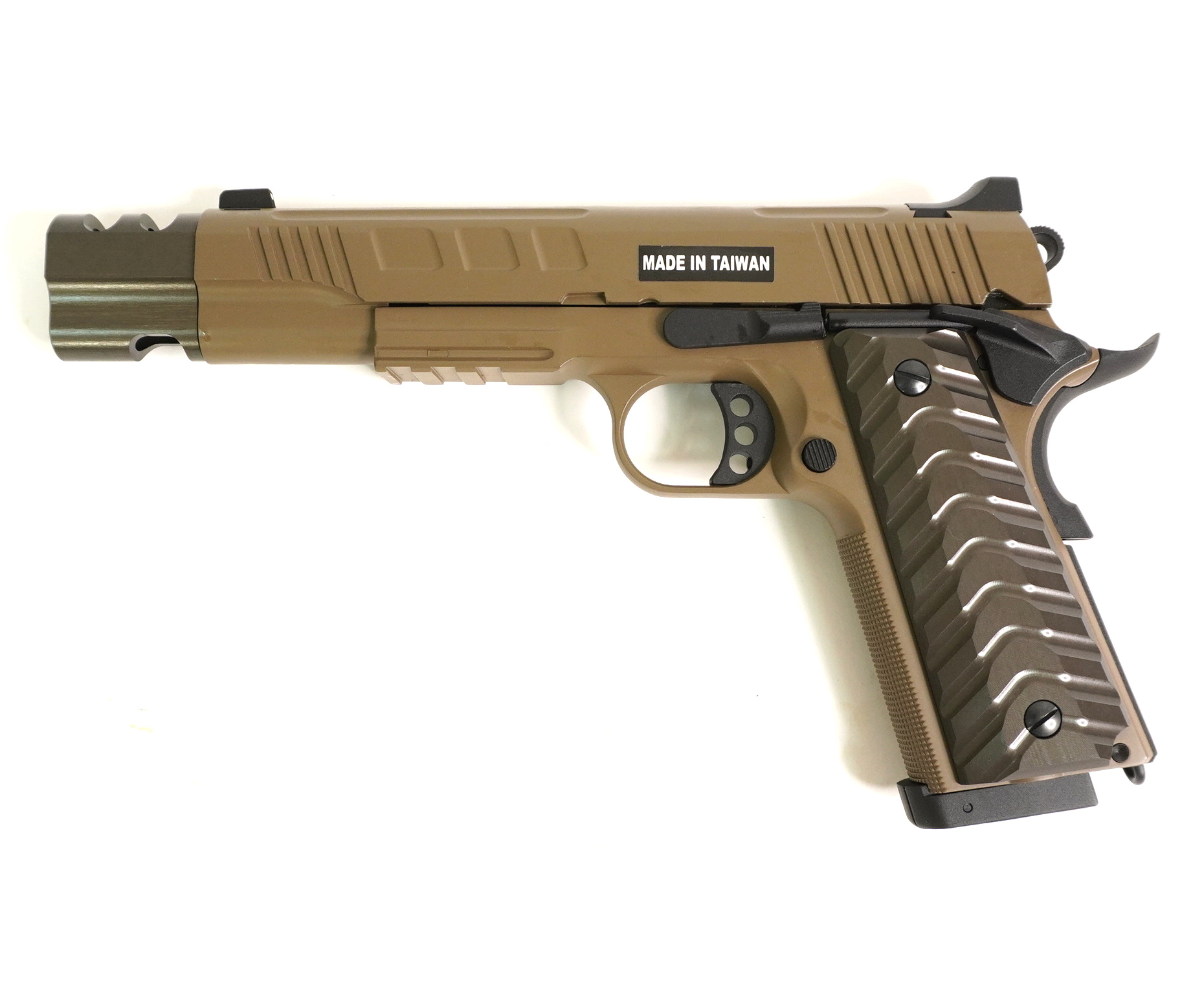 straykbolnyy-pistolet-kjw-colt-m1911-udlinennyy-co-fde-kp-16-co2-1