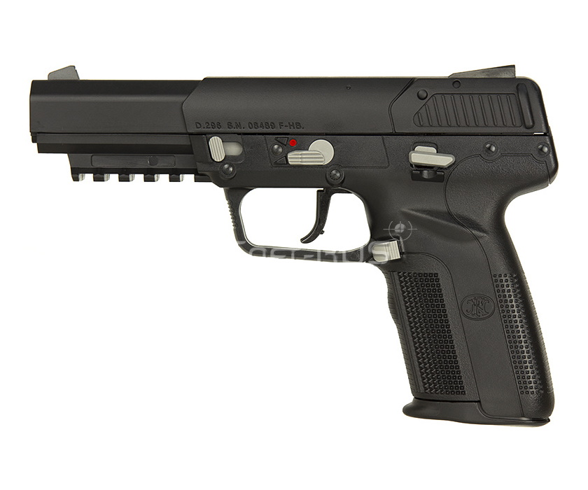 straykbolnyy-pistolet-tokyo-marui-fn-5-7-five-seven-gbb-1