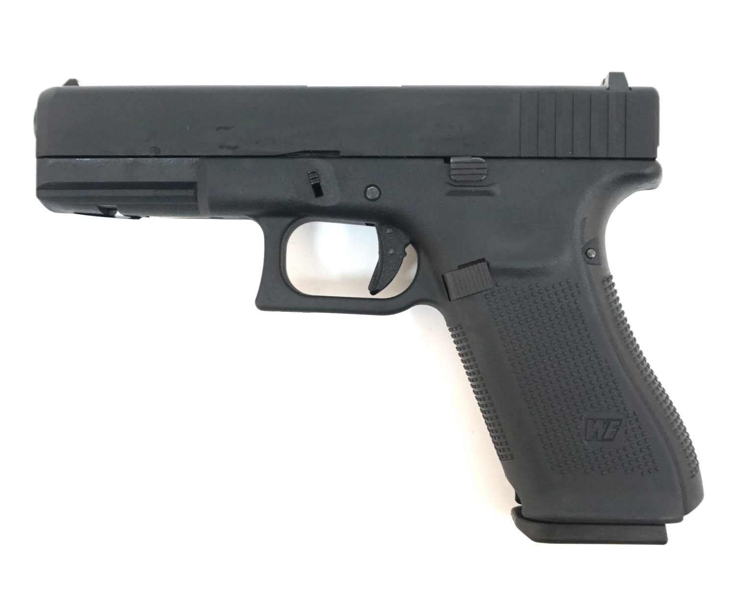straykbolnyy-pistolet-we-glock-17-gen-5-smennye-nakladki-we-g001vb-bk-1