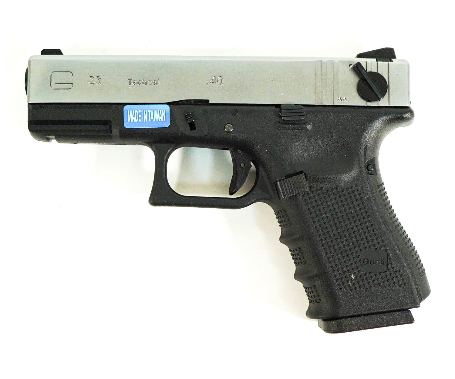 straykbolnyy-pistolet-we-glock-23-gen-4-silver-smennye-nakladki-we-g004b-sv-1