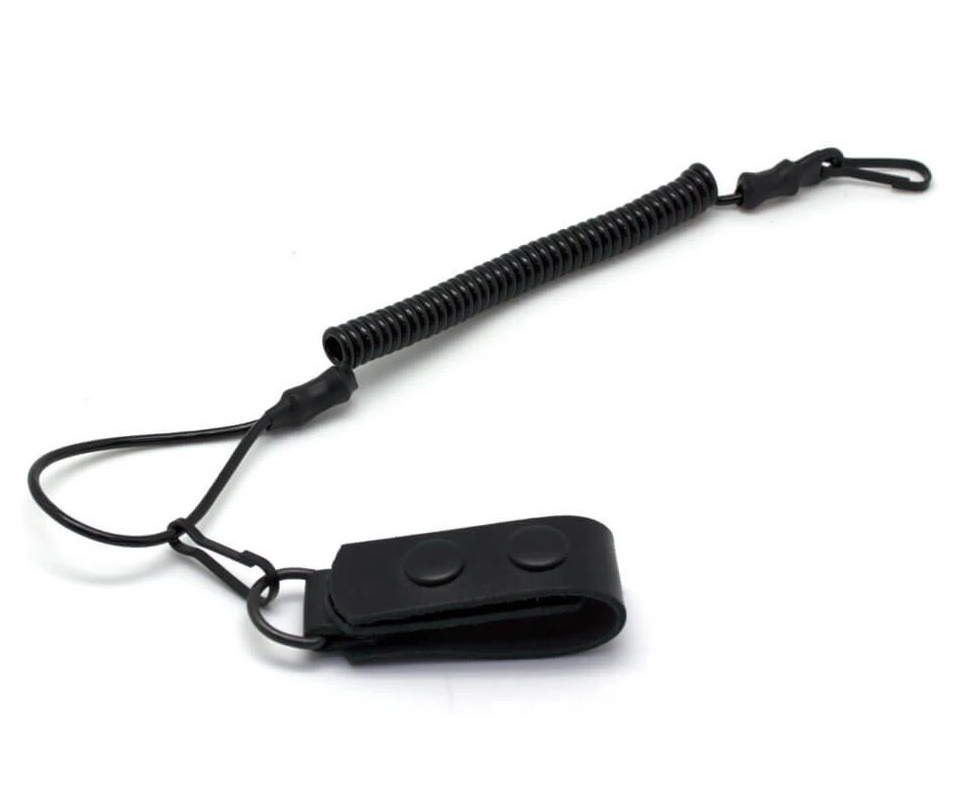 trenchik-dlya-pistoleta-stikhant-karabiner-chernyy-1